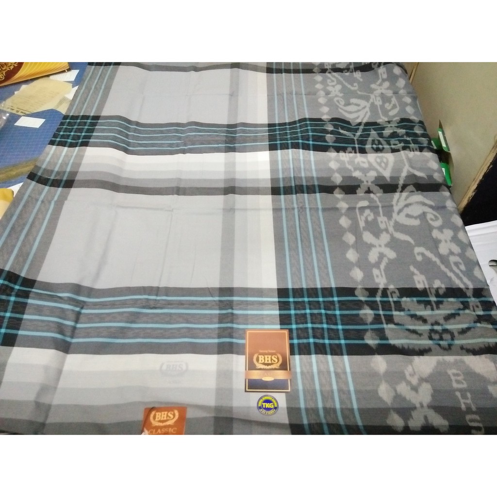 Sarung BHS Bronze Clasic TKG Putih