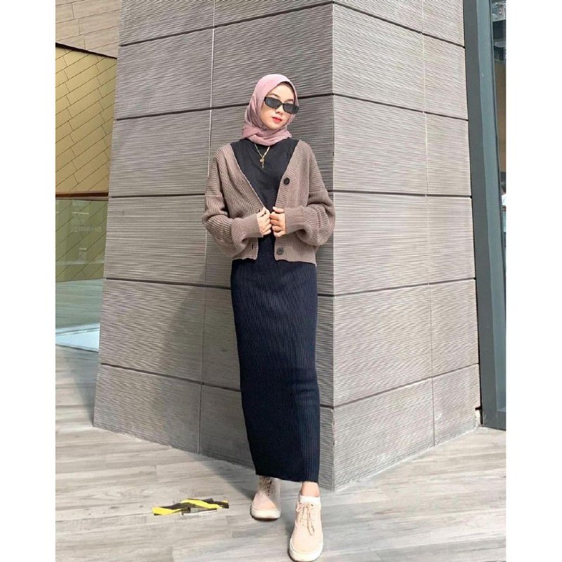 Rok Span Knitted / rok span tanpa belahan / rok span skirt hitam / rok span scuba