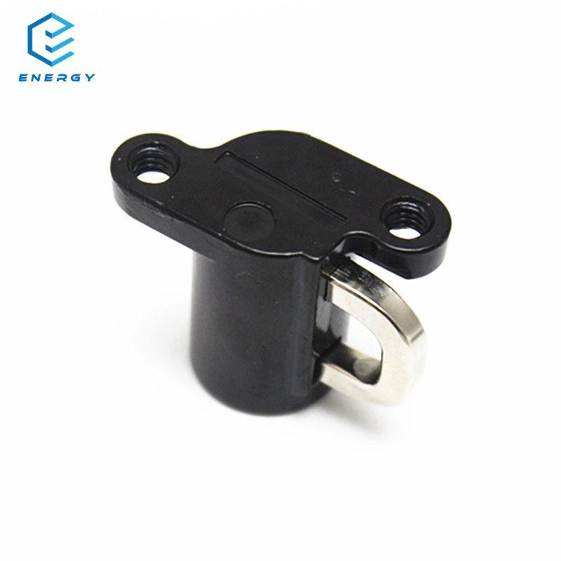 Dijual [Bayar Di Tempat]EGY Kait Gantungan Helm dengan 2 Anak Kunci untuk Motor Diskon