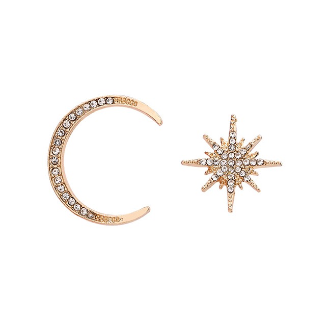 LRC Anting tusuk Fashion Star And Moon Asymmetric Earrings With Diamonds D81203