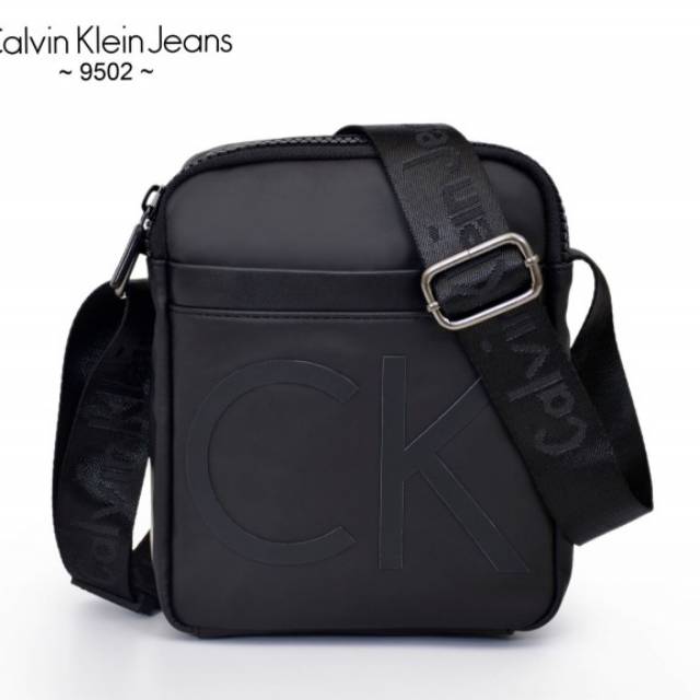 Tas Selempang CALVIN KLEIN JEANS
Series ~ 9502 ~