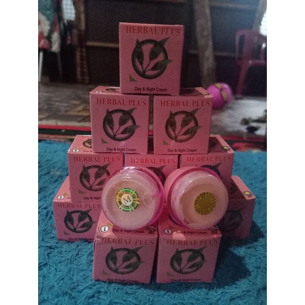 cream herbal plus hologram M