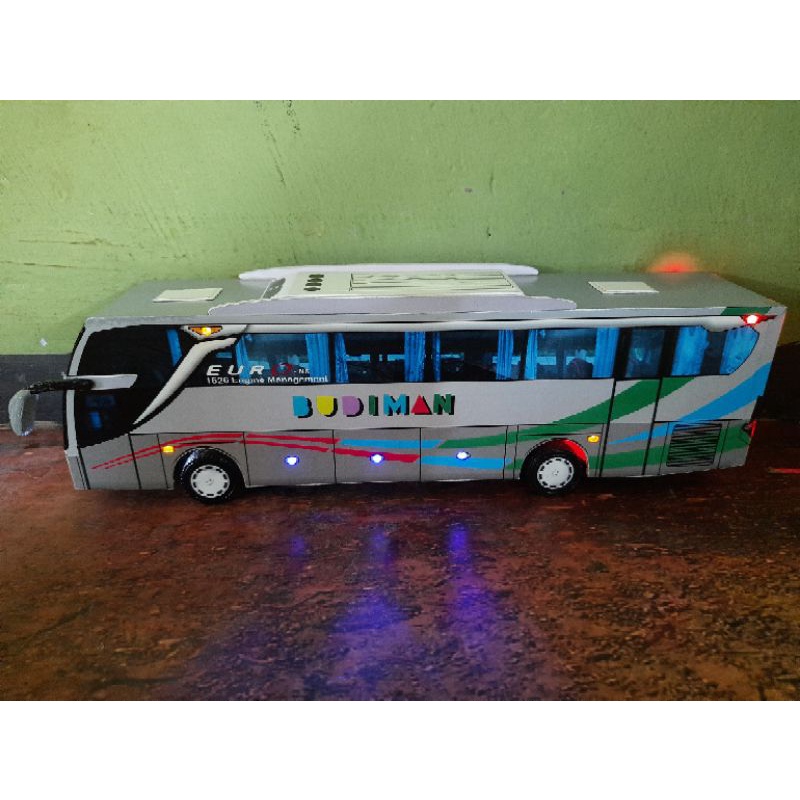 Miniatur bus RC Budiman ( Remot Control ) DETIL RAPIH FULL TELOLET FULL STROBO FULL LED