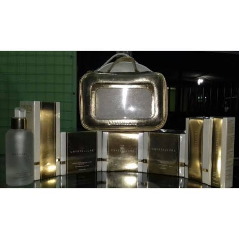 Pouch Crystallure Wardah