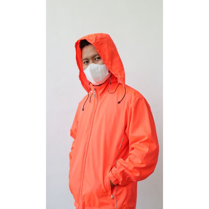 Jaket Outdoor Sport Dusseldorf Waterproof Second Original Murah