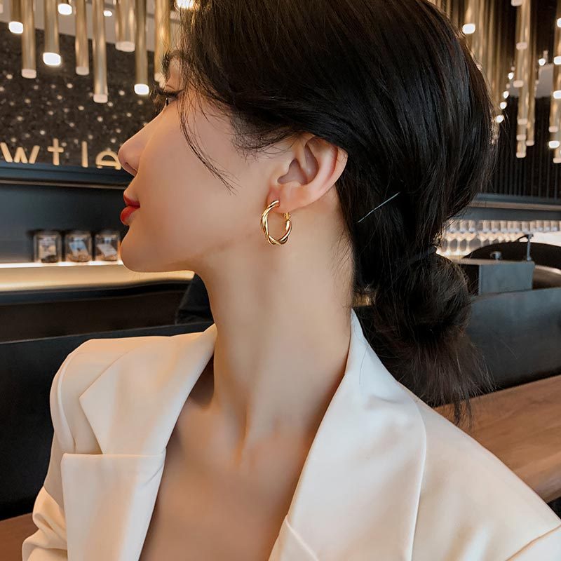 Anting Hoop Berlapis Paduan Aksesoris Mode Wanita Gaya Bohemian (Takota 011)