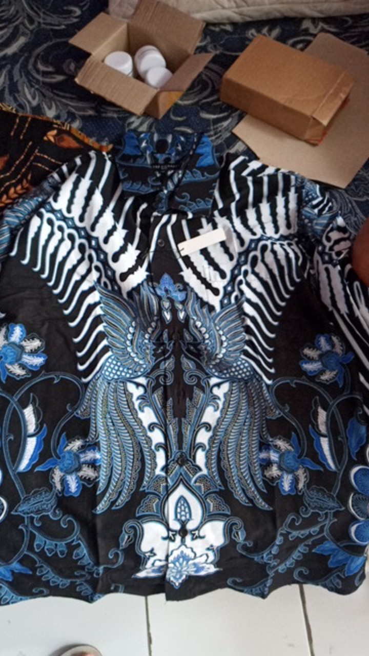 Kemeja Batik Slimfit Pria Cbl 1082