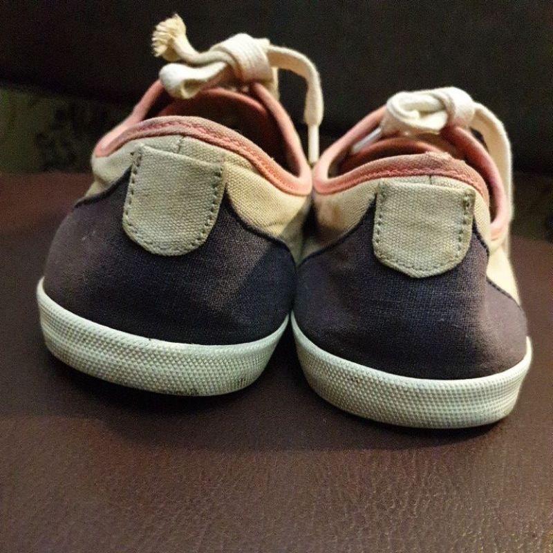 SEPATU BERSHKA PRELOVED ORIGINAL