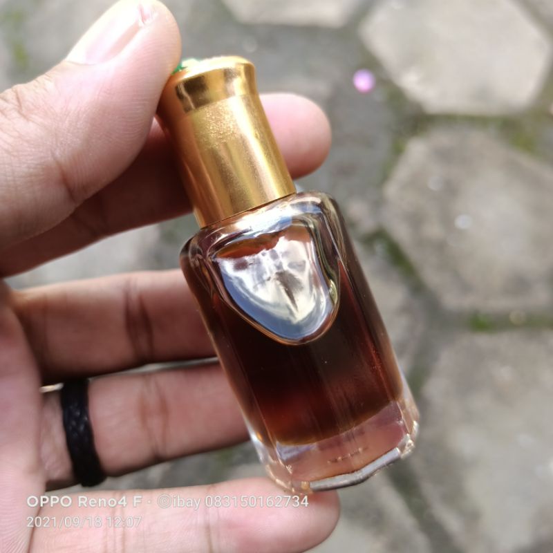 Minyak Wangi Gaharu Asli Kalimantan Original