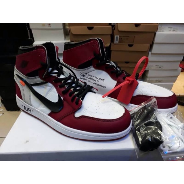 NIKE AIR JORDAN OFF WHITE