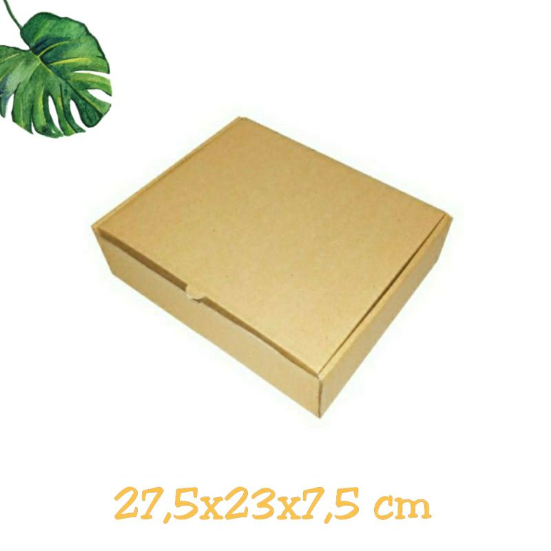 

BOX 27,5X23X7,5 cm (KAIN) Kardus/karton/giftbox/hampers/baju