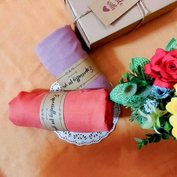 

Menarik.. Paket Hijab Hampers RUSTIC / Gift Box /Kado Pernikahan /Kado Ulang Tahun /Parcel Lebarn dl