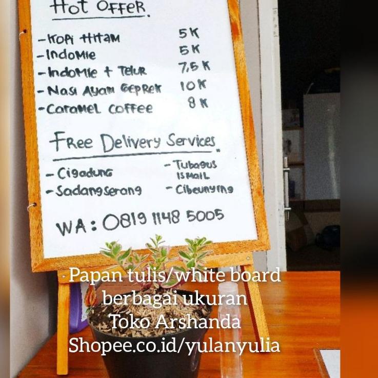 

[PROMO LZF82] MENARIK Papan tulis 32x42 white board+ standing free spidol+penghapus+Tali . Best Product