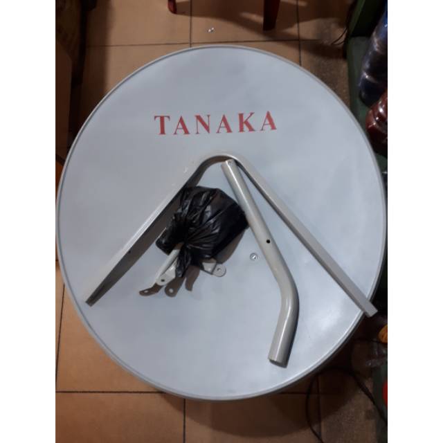 Dish solid Tanaka 75cm