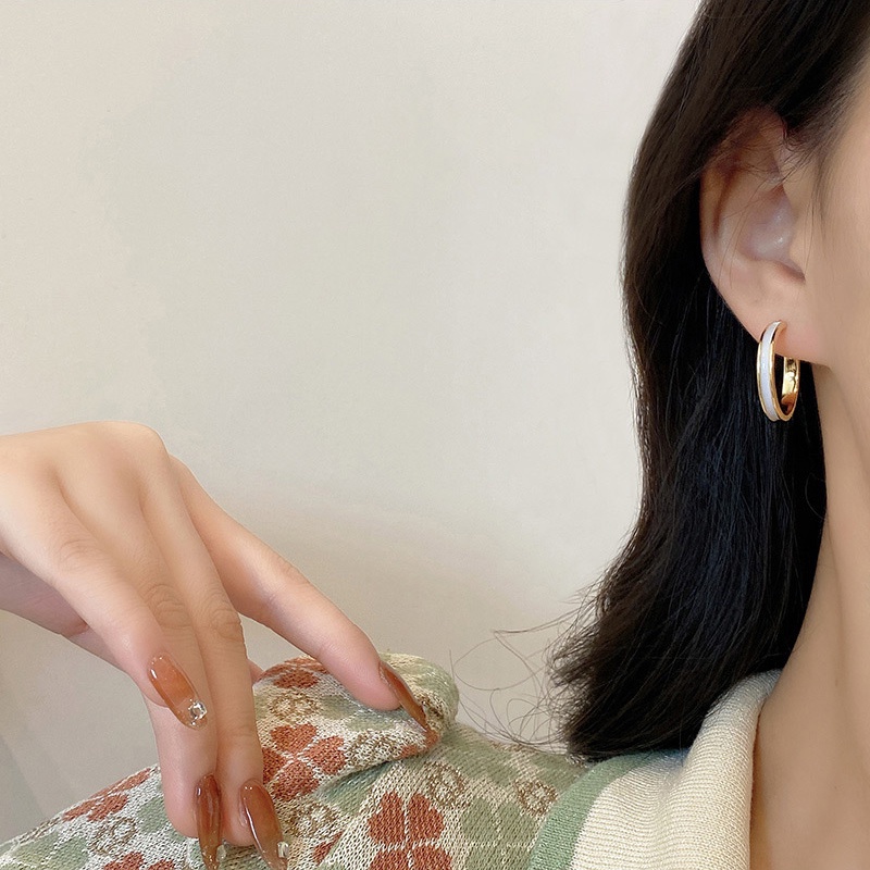 Anting Tusuk Bentuk Lingkaran Bahan 925 silver