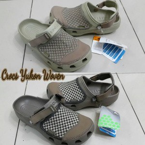 Crocs yukon woven 40-44