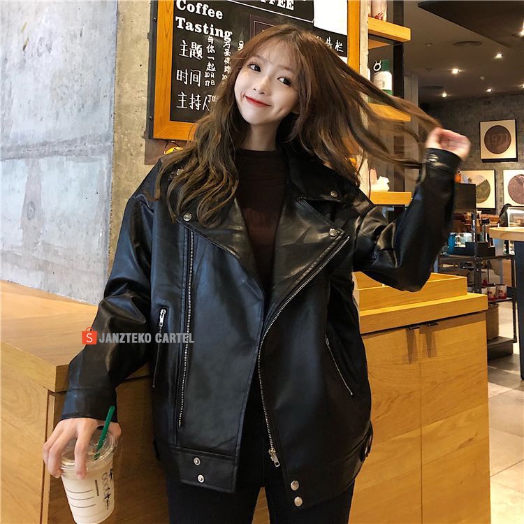 JNK x NYC - Jaket Kulit Oversize Leather Jacket Women Wanita Korean Jumbo Oversized Crop Asli Garut Original Premium Import Distro Korean Style Rock N Roll 100% Cewek Kekinian Besar Tebal Button Terbaru 2023 Classic Vintage Casual Warna Hitam Ukuran M-XXL