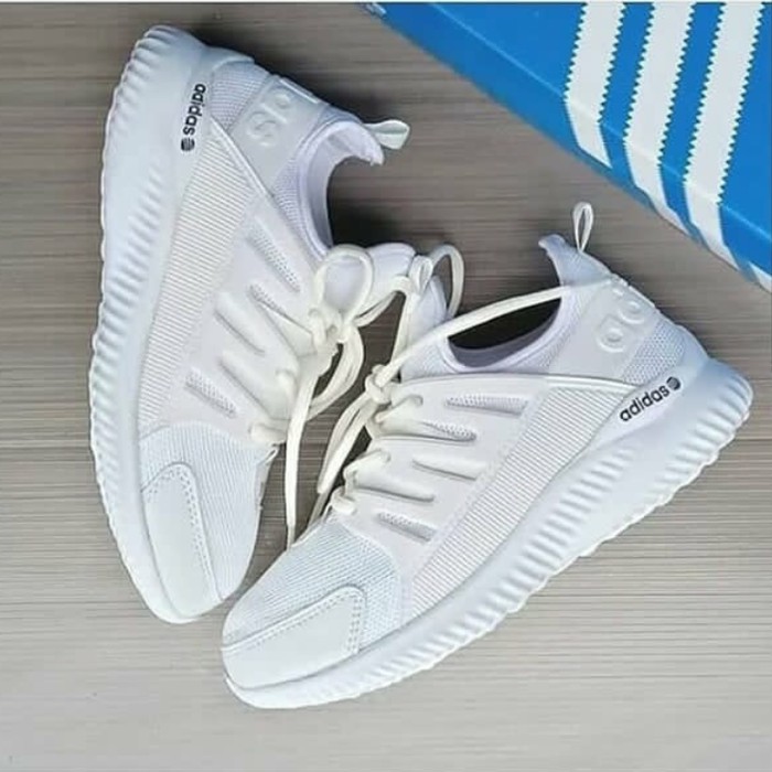 sepatu wanita adidas tubuhlar /keren/piknik/santai /jalan/murah
