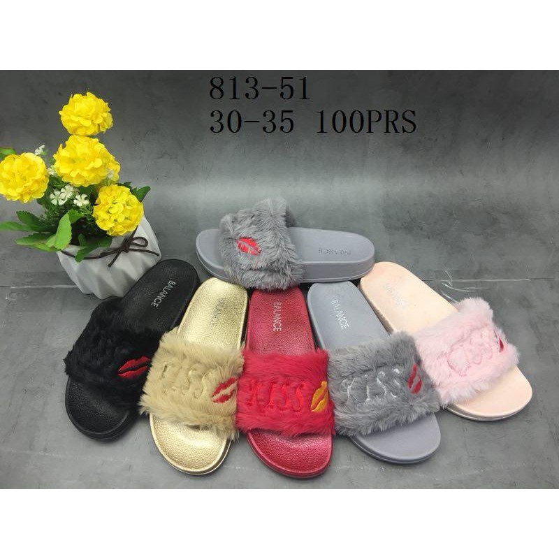 Sandal Anak Perempuan Alas Karet Jelly Import Bulu HIASAN KISS sz 30 - 35 / Selop PCU Karet Anak Selop Bulu