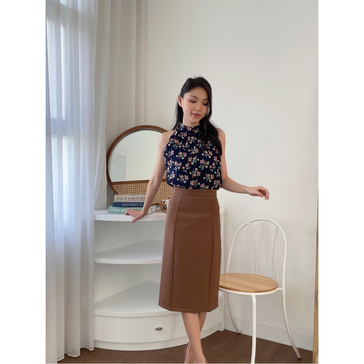 Kadaka T-0445 Top Halter Neck Floral Pattern