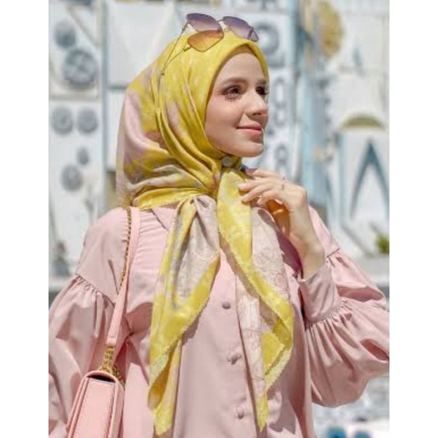 Buttonscarves The dream park Sun