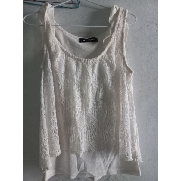 preloved kaos atau inner cecil mcbee