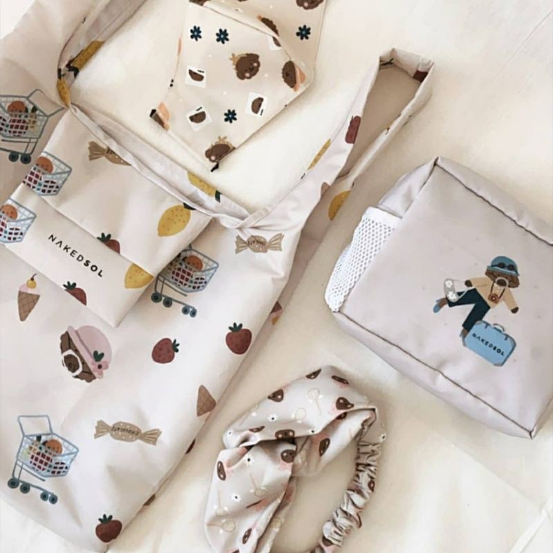 Nakedsol X Kelly's Merchandise Set Oat, Kellysandco Sky Blue Grocery Bag, Pouch, Bundle Set Box
