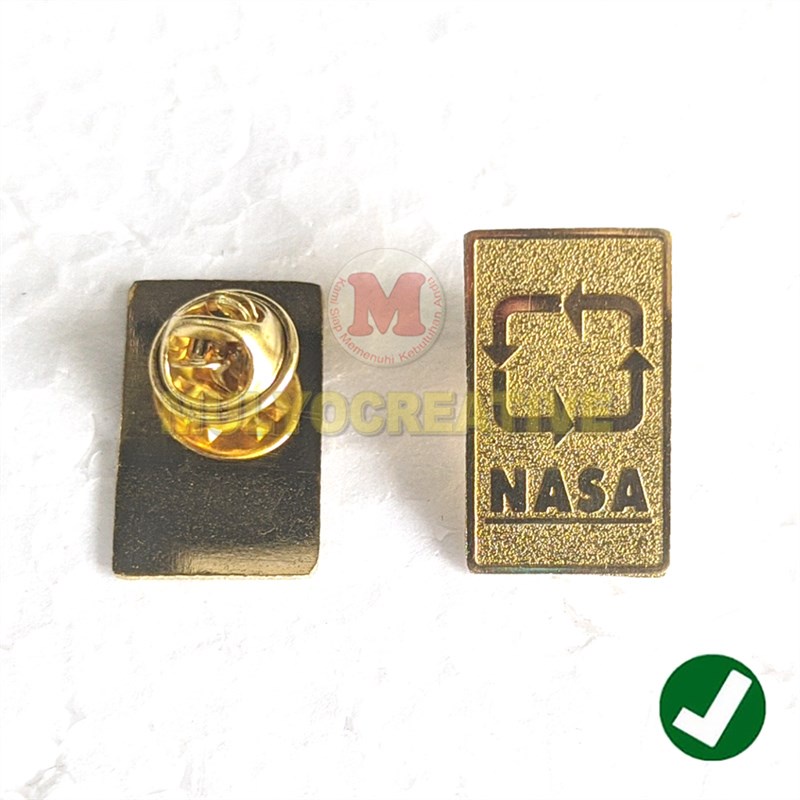 Pin NASA Bros Logo NASA Bahan Kuningan