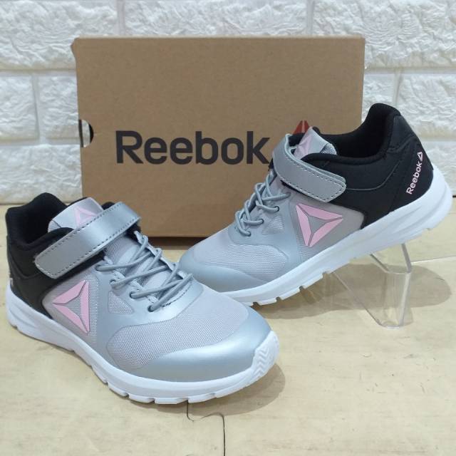 sepatu reebok anak original