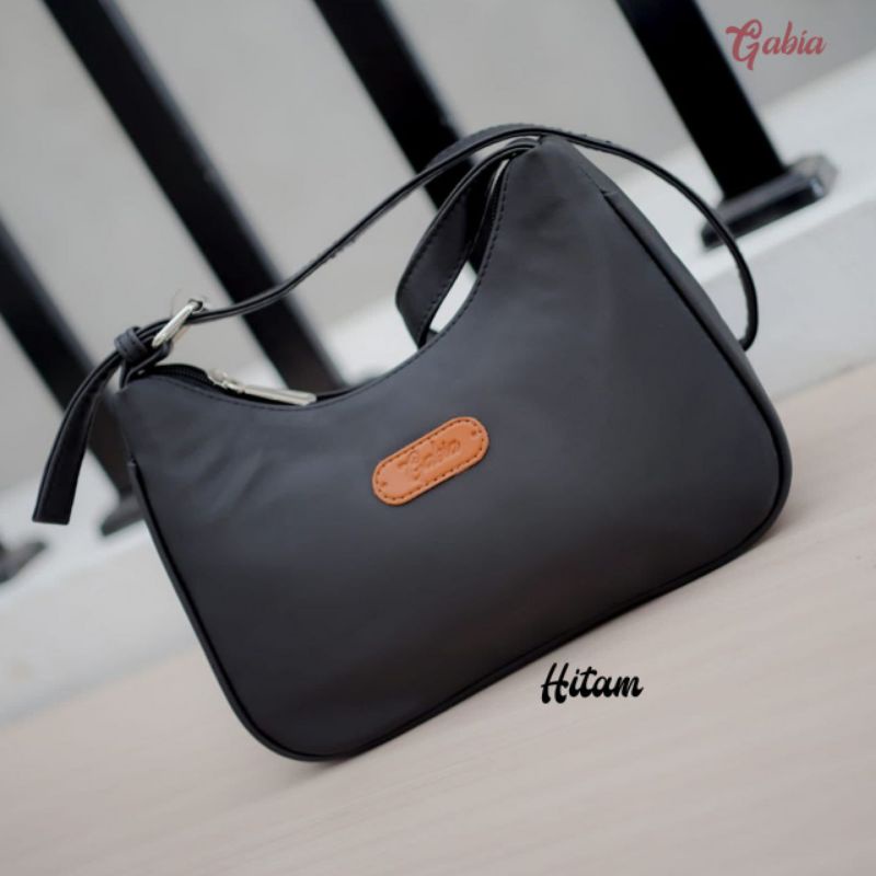 KYRA BAG BY GABIA / TAS KALULA / GABIA