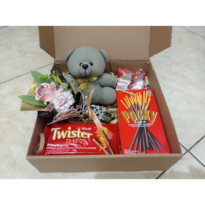 

PAKET HAMPERS WARNA/ GIFTBOX / MINI BUKET