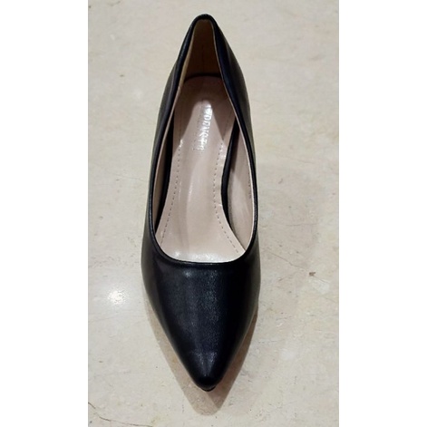 sepatu wanita lawrensia