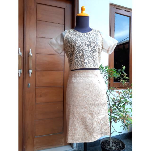 My kebaya croptop nude elegant