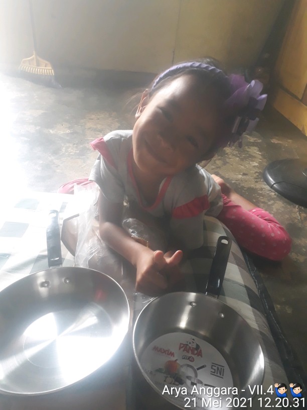 Home-klik Maspion Panda Fit A Set Wajan Penggorengan Sauce Pan 16 Cm & Fry Pan 20 Cm