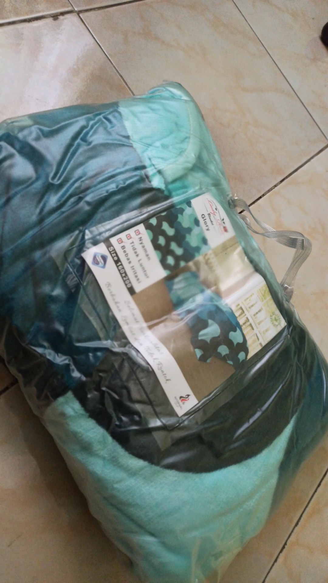 Selimut Lady Rose Ukuran 160x200cm / Motif Anak Bunga Minimalis