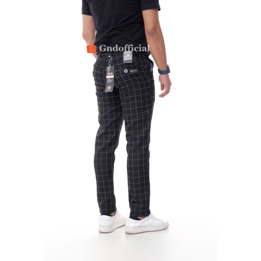 CELANA TARTAN DICKIES