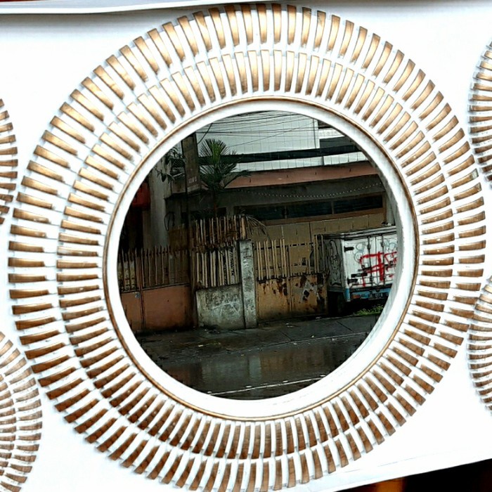 Homedecorbandung_Megaputeri | Barang Antik  | 1Set Wall Decor Cermin Klasik White&Gold (1Cermin Besa