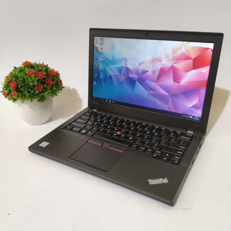 Laptop ultrabook lenovo thinkpad x260 - core i5 - ram 8gb - ssd 256gb  - 12.5inc