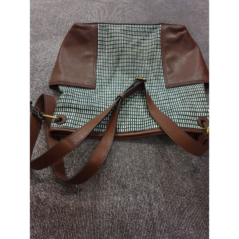 Preloved Tas Sandang Wanita Fossil-Ori