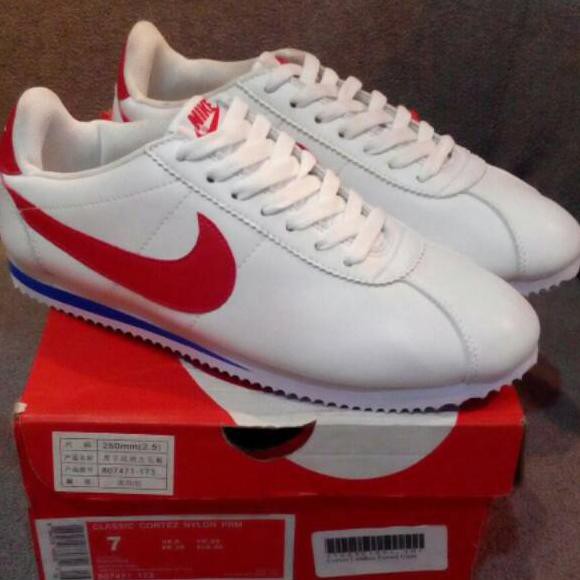 nike cortez all white leather