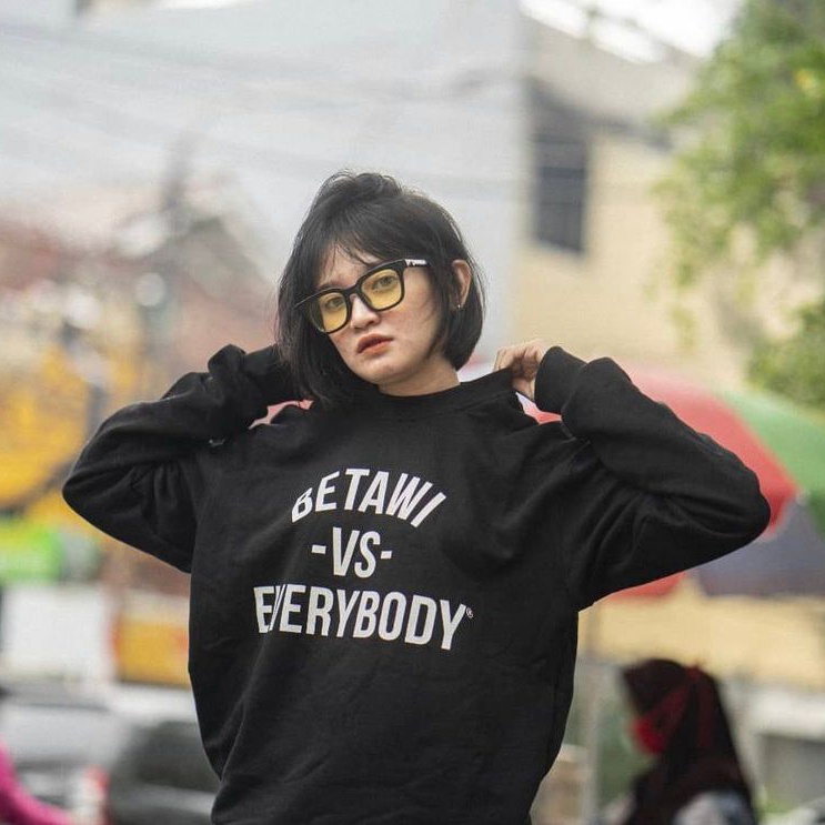 Crewneck Distro Pria Wanita Betawi VS Everybody -  High Quality
