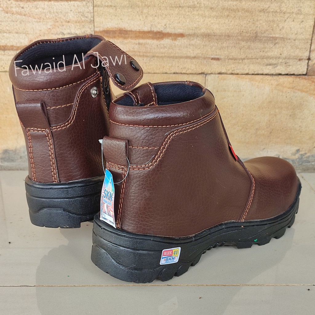 Sepatu Safety Semi Boot Resleting  Coklat Ujung Besi Keselamatan Kerja Pabrik proyek Industri Pria Wanita Impor