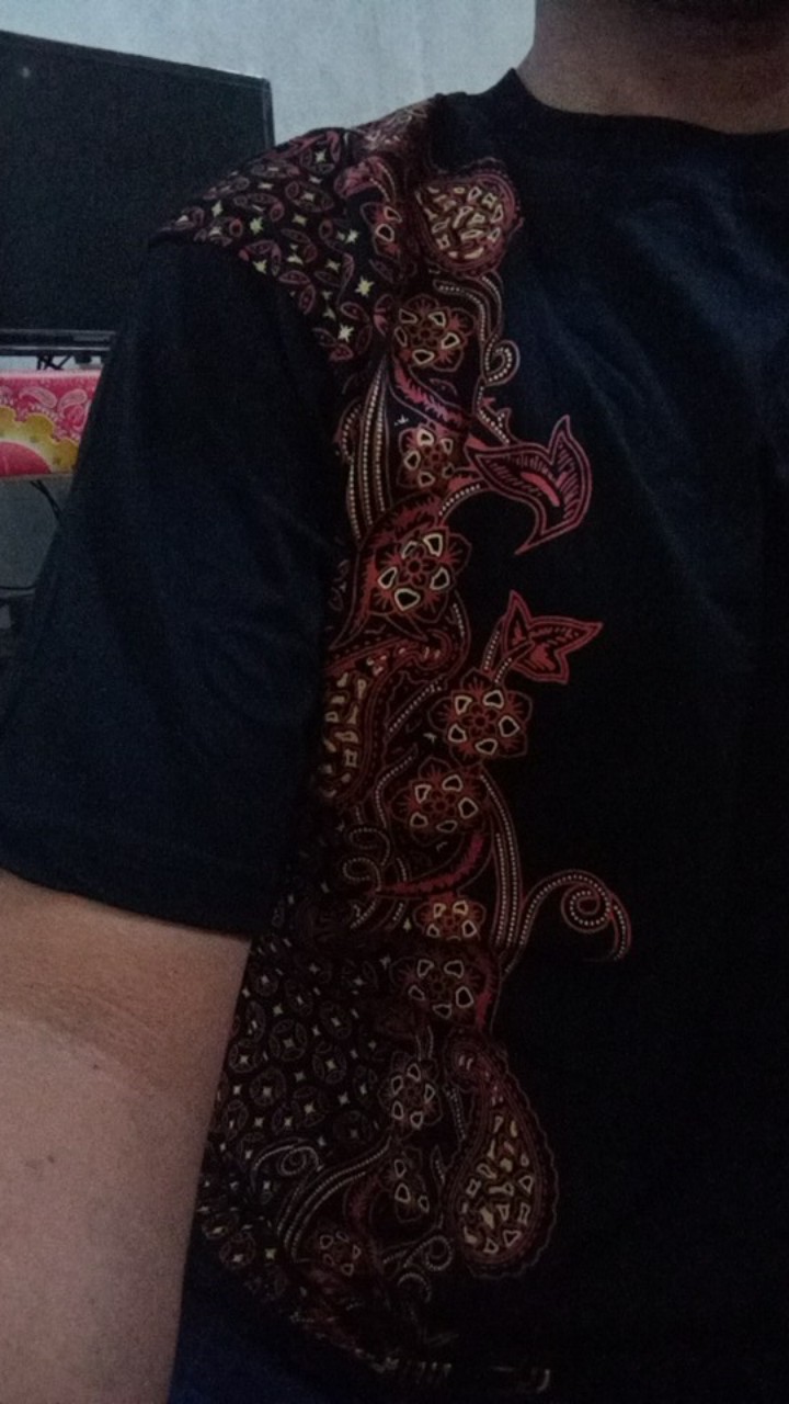 Kaos Batik Murah Grosir Solo | Oblong | Kaos Wisata | Kaos Oleh2 | Kaos Polos | Kaung Kecil