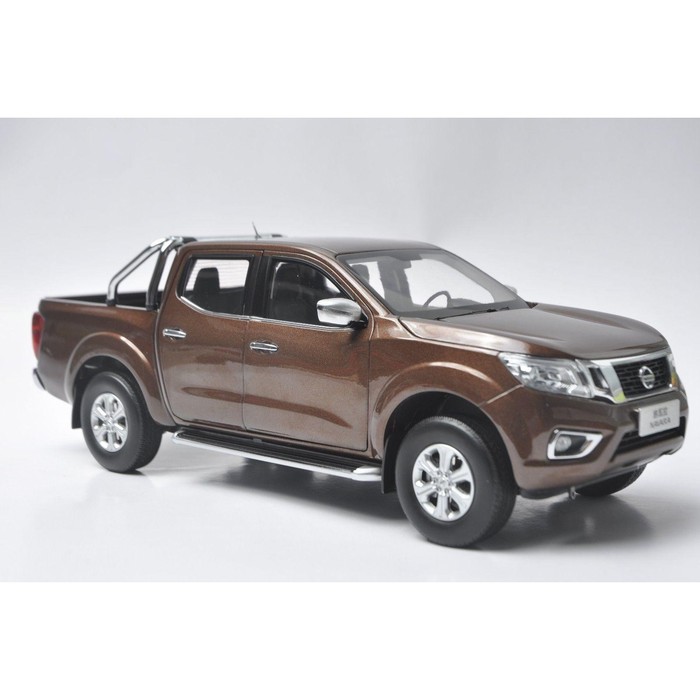 diecast nissan navara