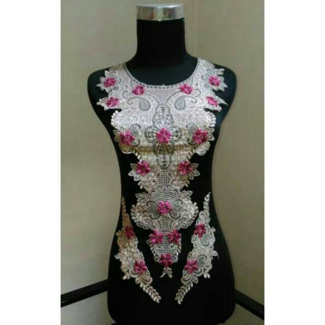 Renda bordir timbul bunga melati