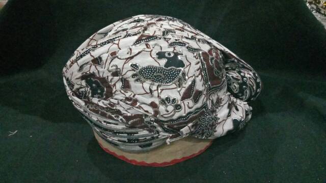 Blangkon prodo jogja motif