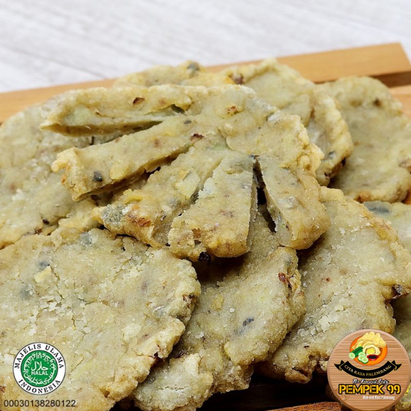 

Pempek Palembang Kulit ikan tenggiri 1 Pcs