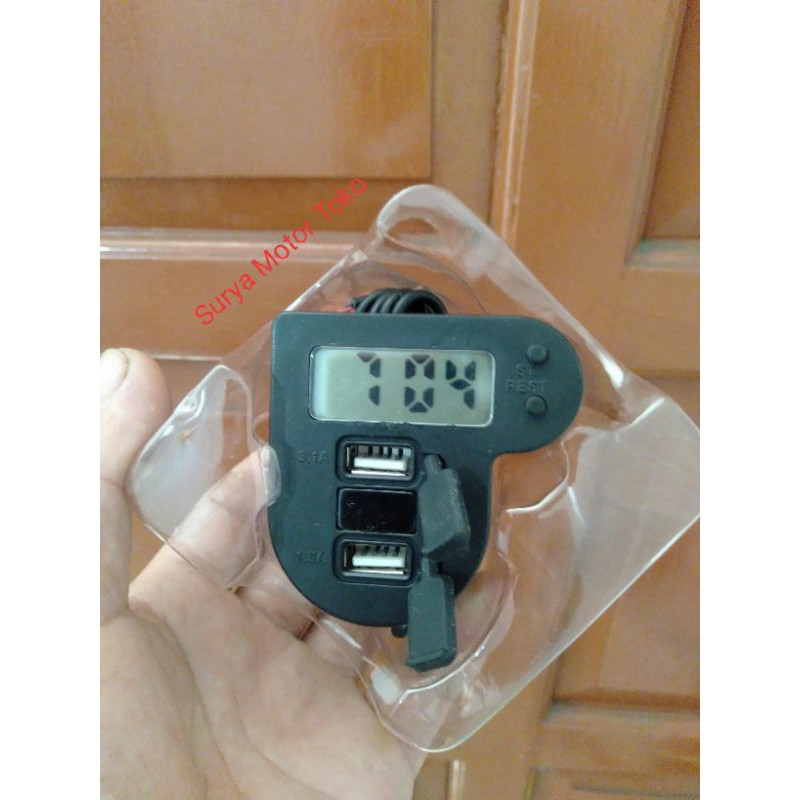 Voltmeter Charger hp USB,jam digital 3in1 plus breket.holder motor dan mobil.