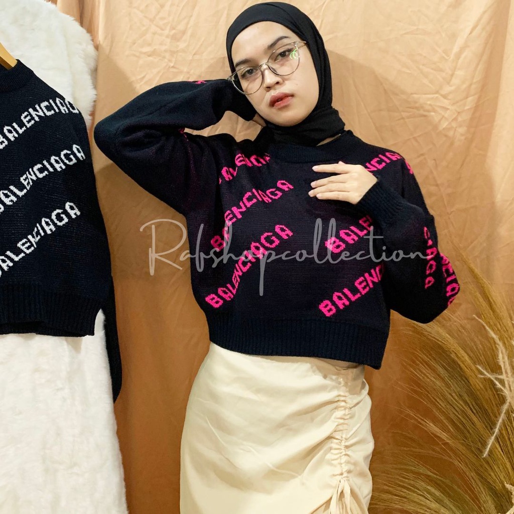 CREWNECK MOTIF TULISAN SWEATER CROP_SWEATER RAJUT_RAJUT TEBAL