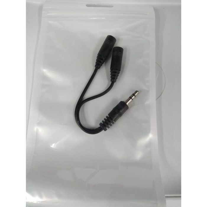 Kabel cabang audio jack 3.5 mm di hp bisa pakai 2 headset bersamaan